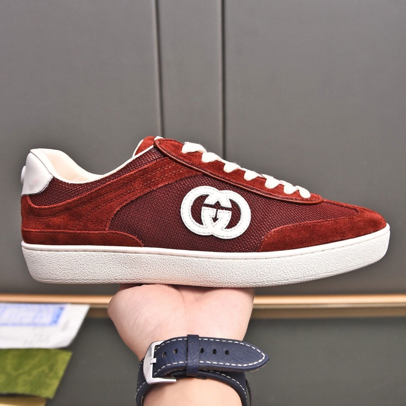 G*u*i casual shoes